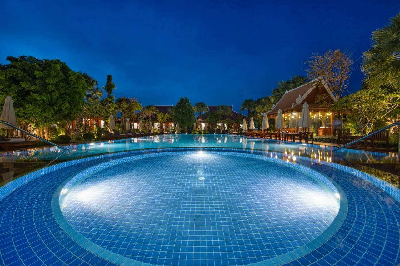อังกอร์ พริวิเลจ รีสอร์ต แอนด์ สปา Hotel เสียมราฐ ภายนอก รูปภาพ